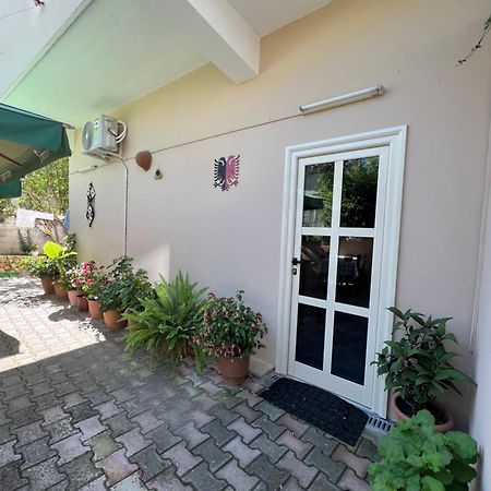 Villa Green Vlorë Buitenkant foto