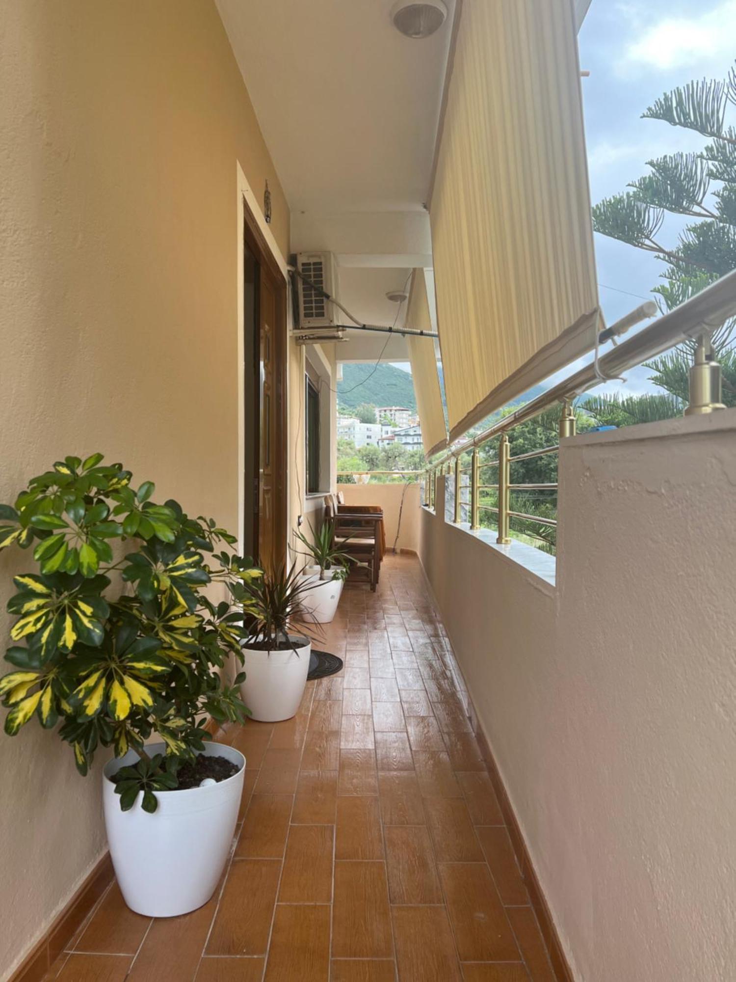 Villa Green Vlorë Buitenkant foto